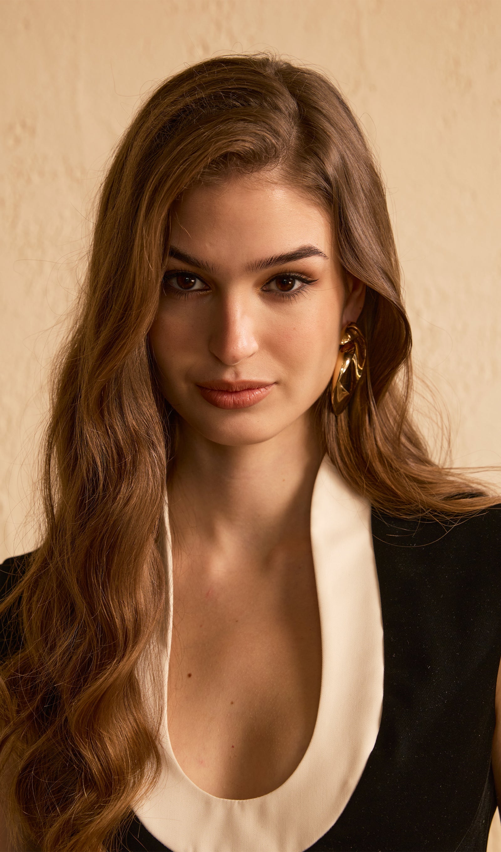 Solid Velvet U Neck Mini Dress In Black