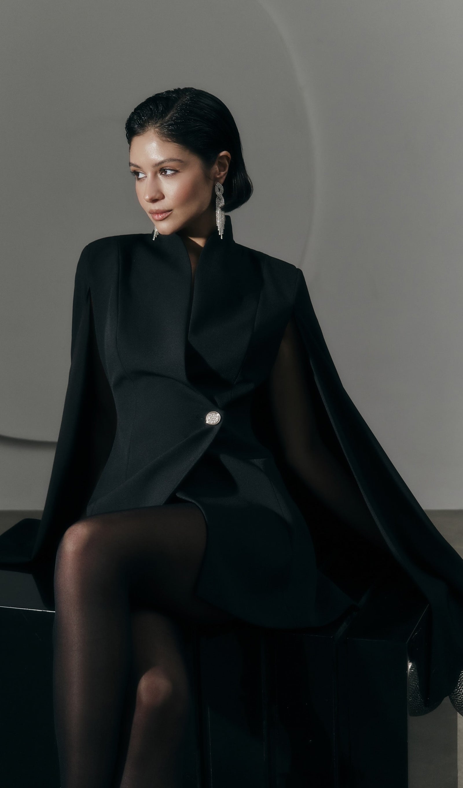 Mini Dress With Flared Sleeves In Black