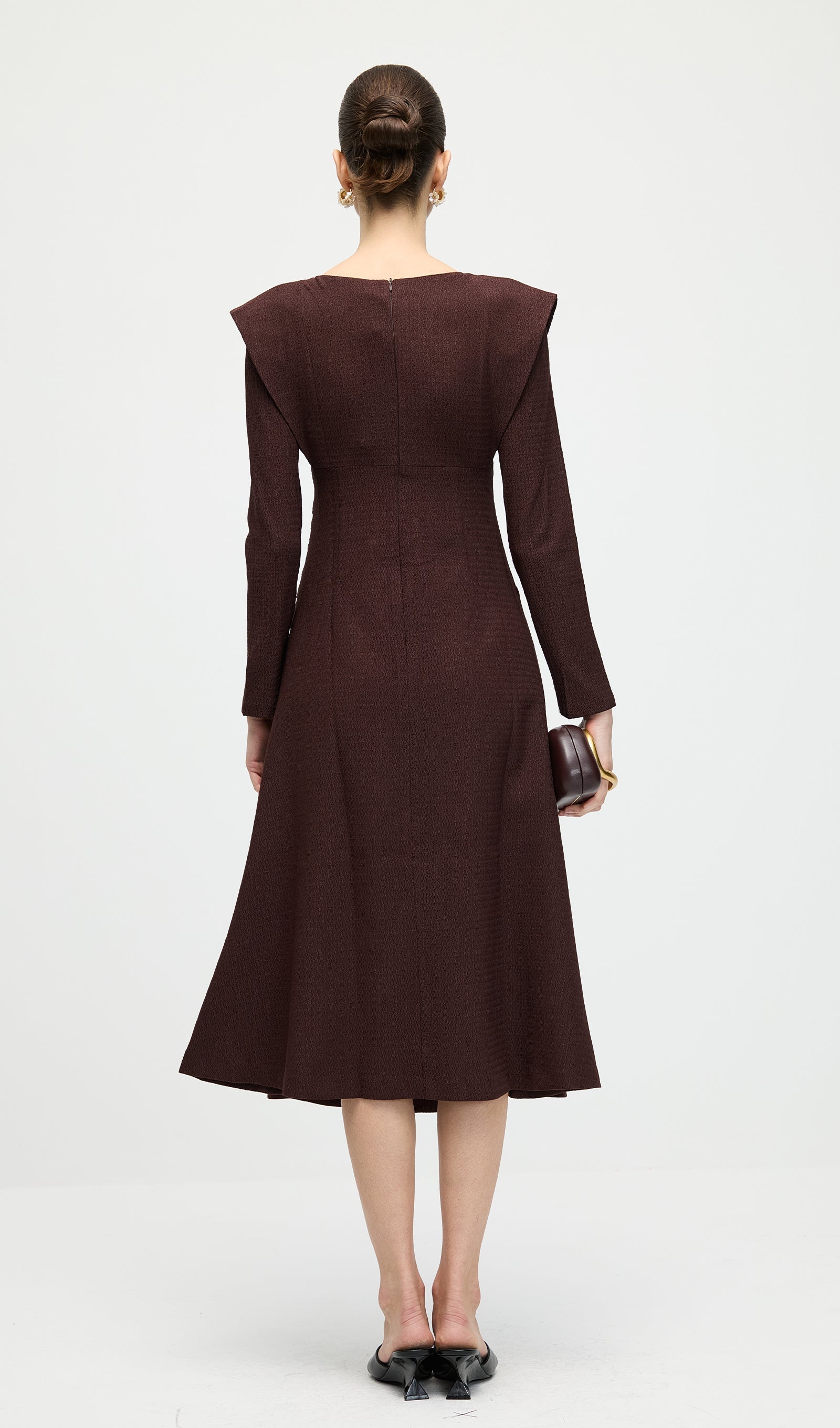 Long Sleeve Smocking Shoulder Midi Dress In Coffee