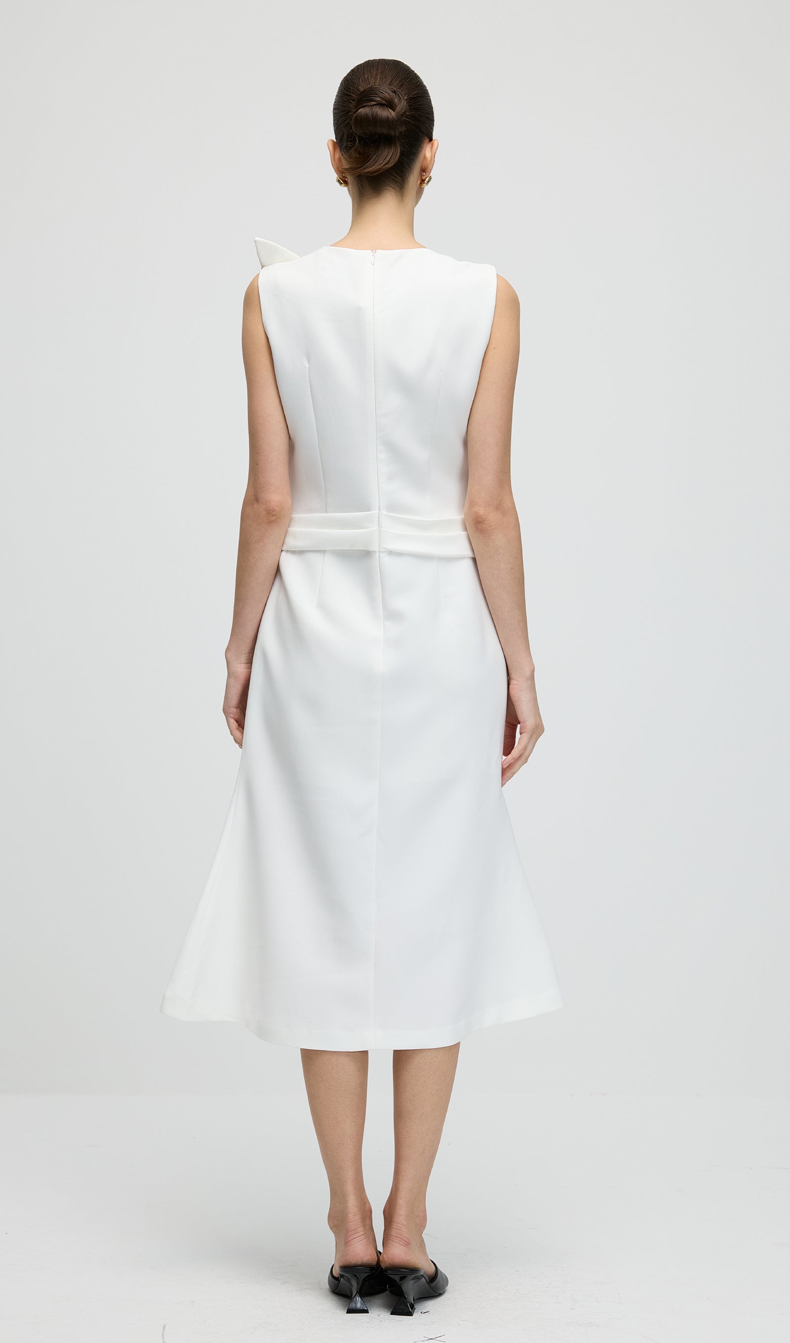 Sleeveless Flower Ruched Slit Midi Dress