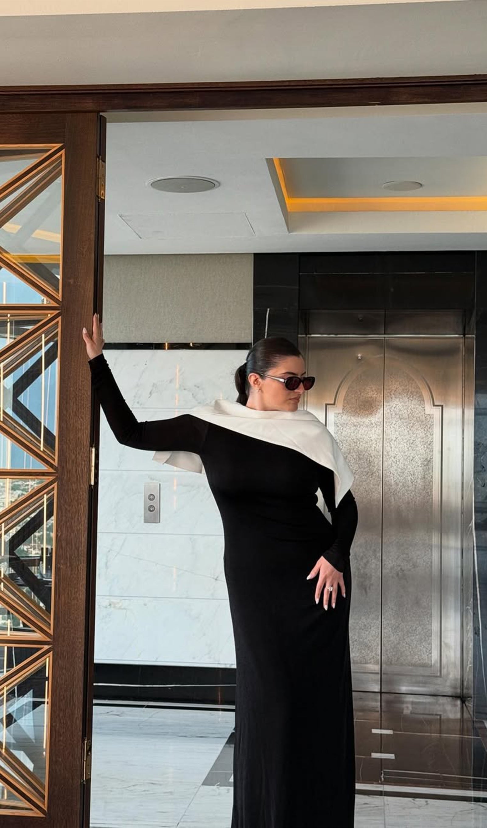 Asymmetrical Draped Shoulder Pleat Maxi Dress In Black