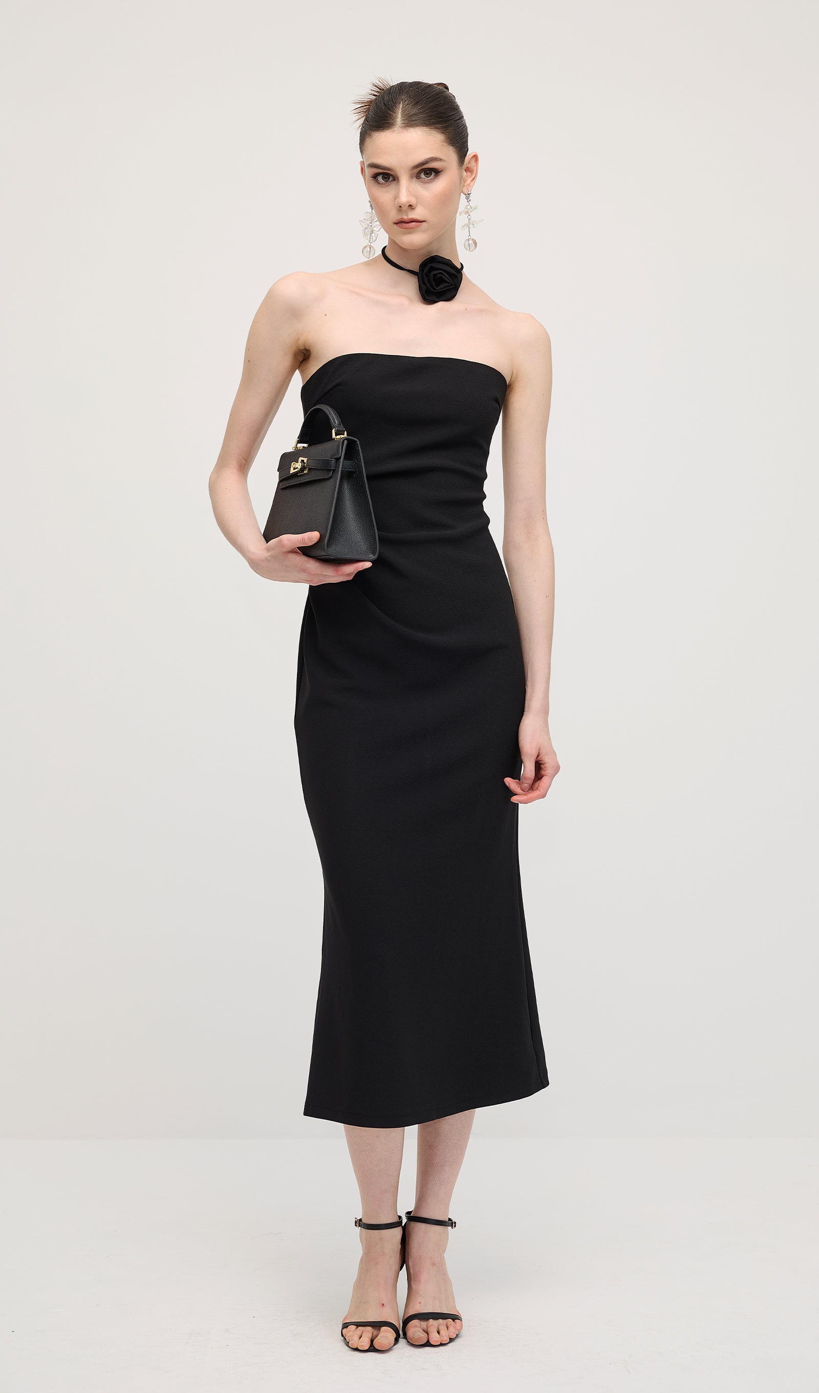 Solid Off Shoulder Midi Dress In Black