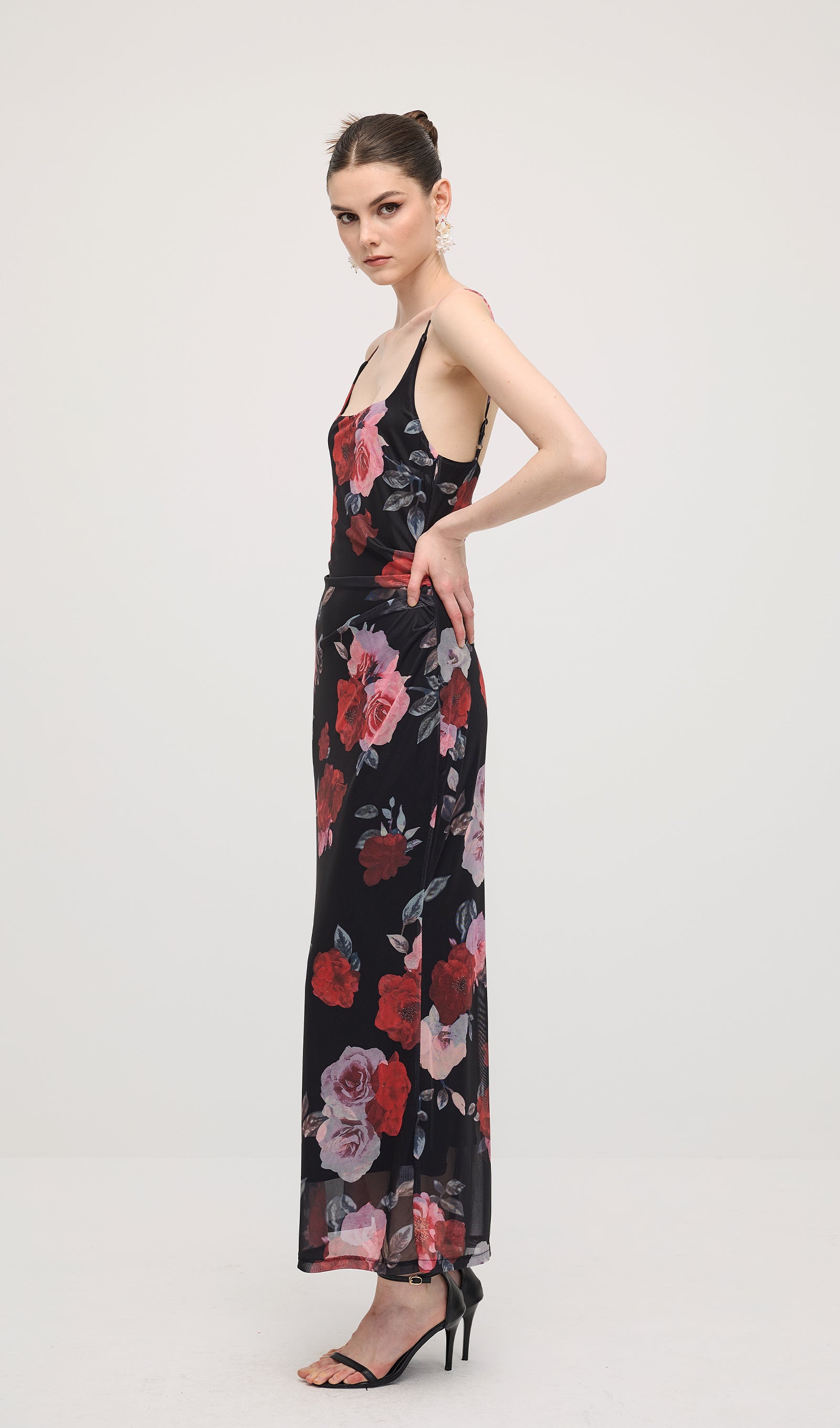 Sleeveless Rose Print Maxi Dress