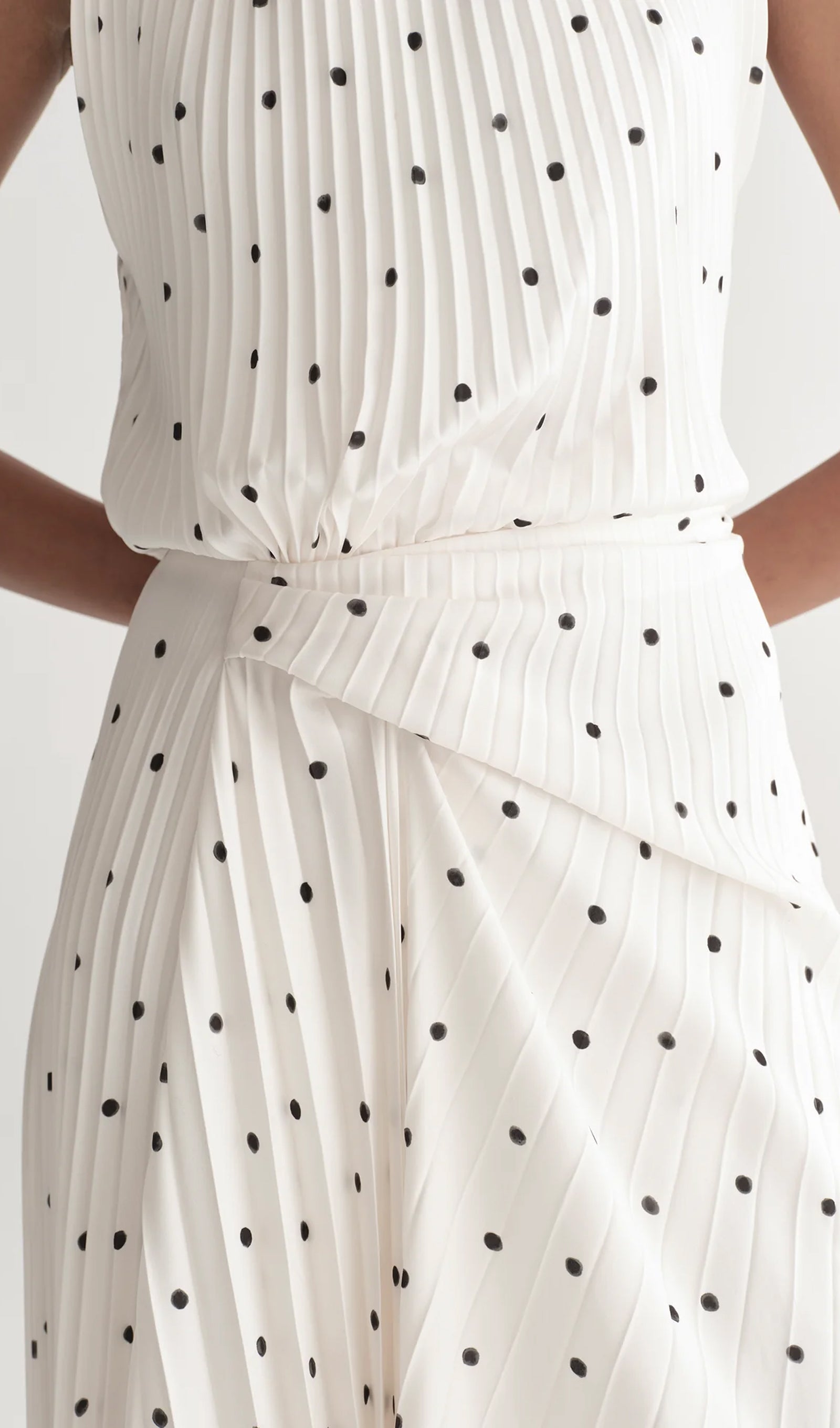 Polka Dot Pleated Midi Dress