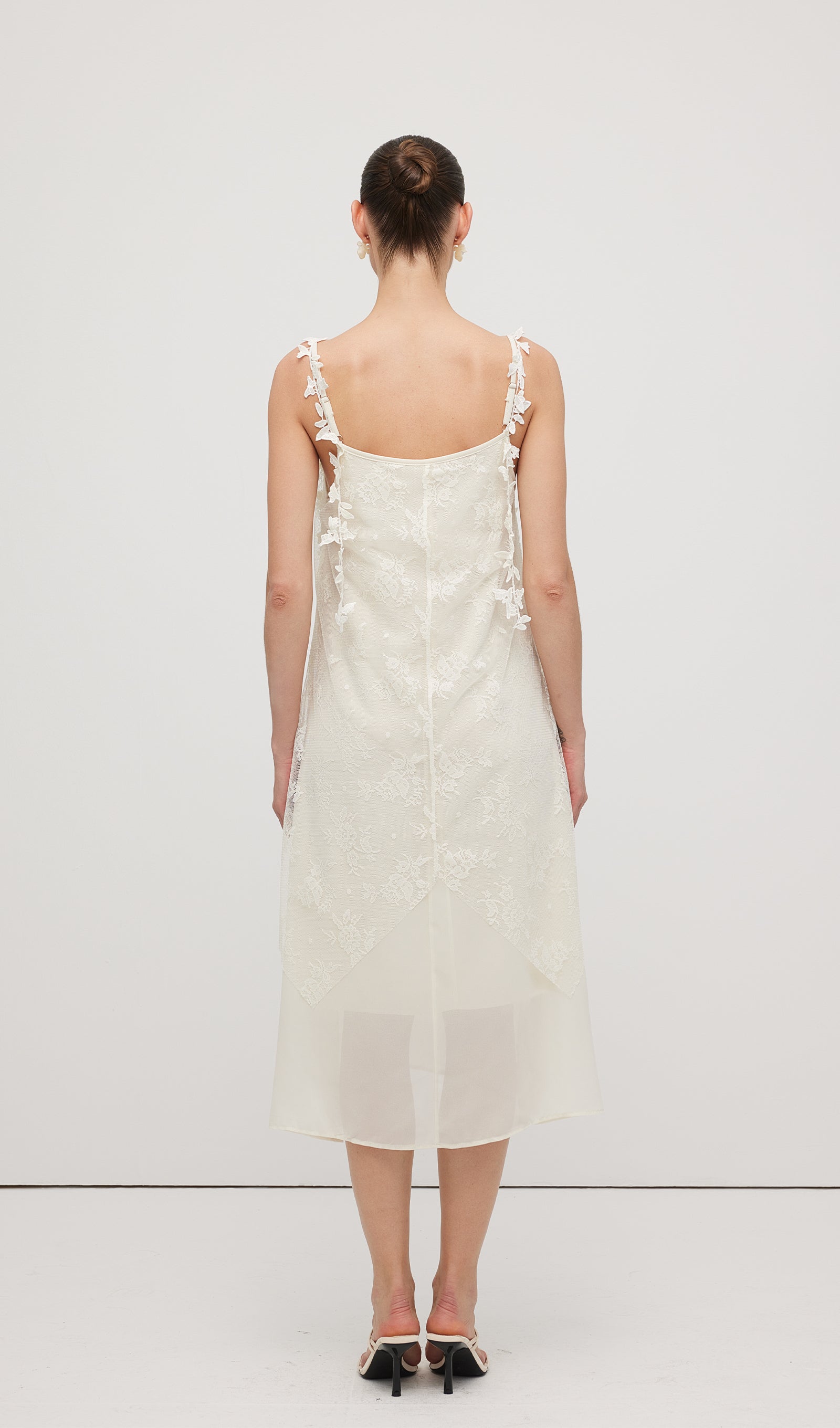 Sleeveless Embroidered Flower Midi Dress