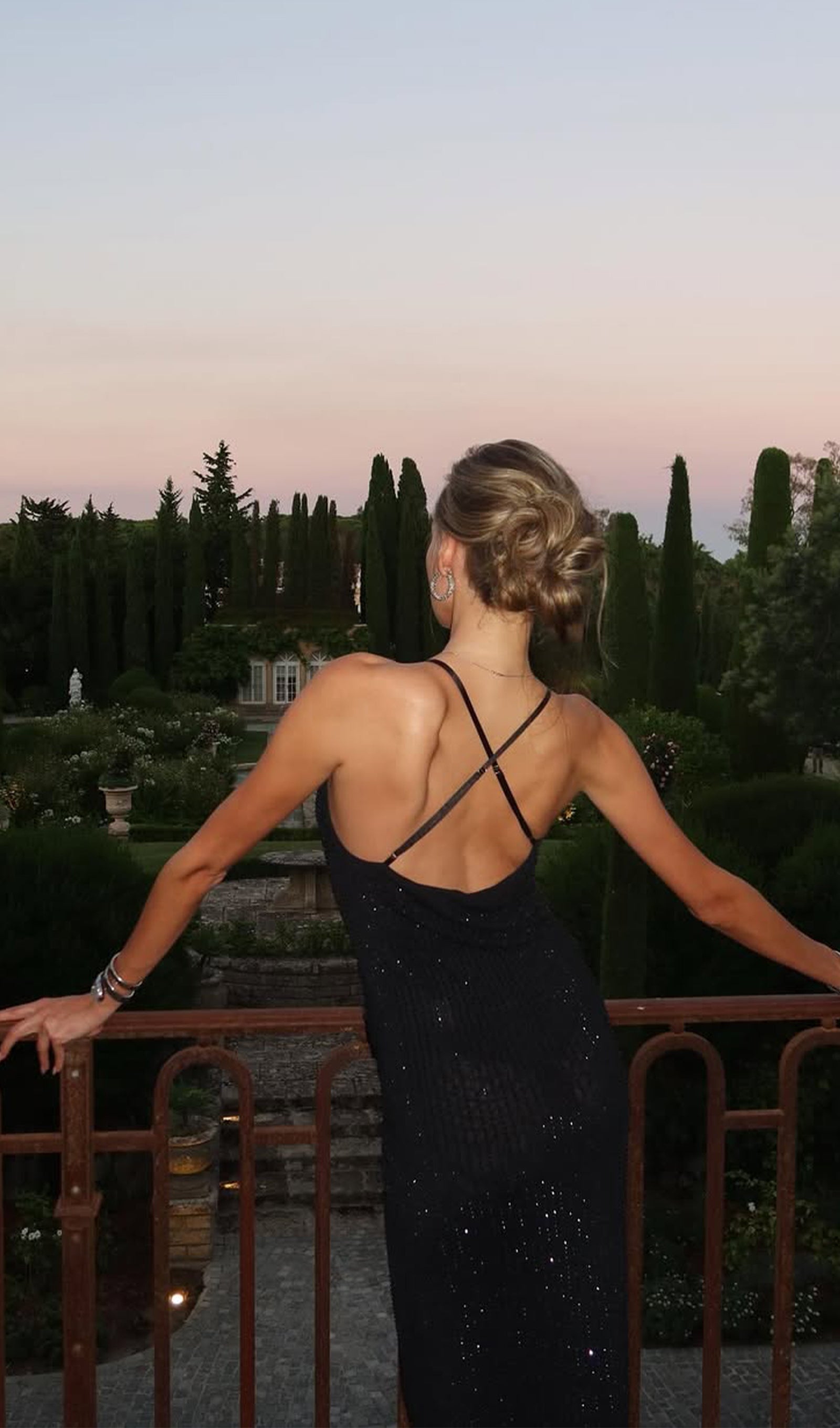 Diamante With Wrinkles Midi Dress In Black