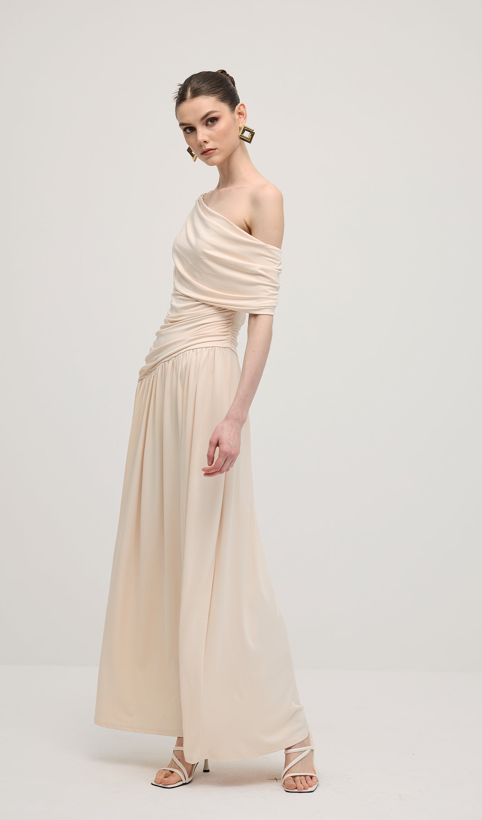 Off Shoulder Pleated Maxi Dress In Dune