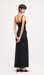 Solid Sleeveless Curve Maxi Dress In Black