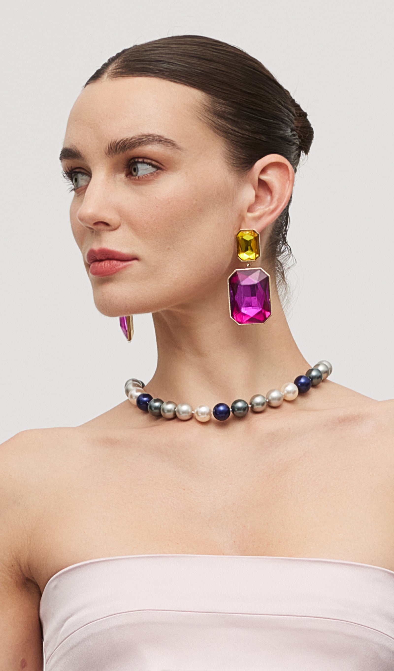 Pearl Clavicle Necklace