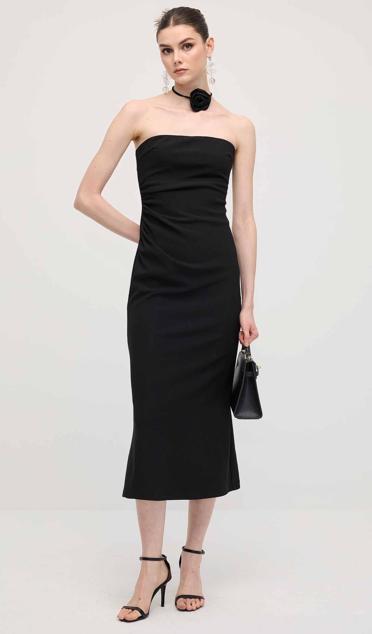 Solid Off Shoulder Midi Dress In Black